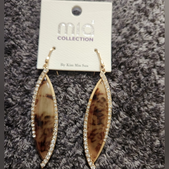 MIA Jewelry - Mia Collection 2 inch Dangle Earrings, Stone Design with bling Gold Tone Wedding